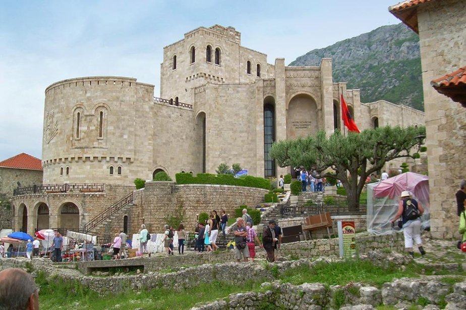 Albani&euml;_010